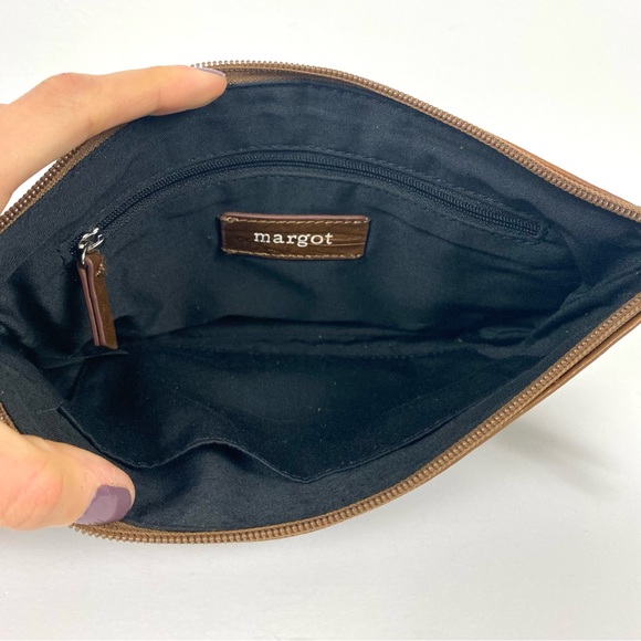 Margot Cognac Brown 100% Leather Large Wristlet Leaf Paisley Pattern 9.75x6 in. - Picture 3 of 12